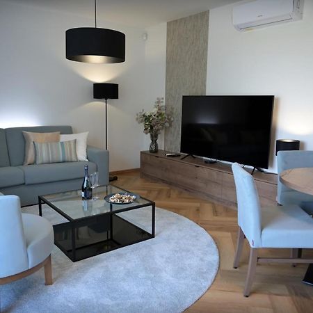 Apartman Golfballs Sajdikove Humence Exterior foto
