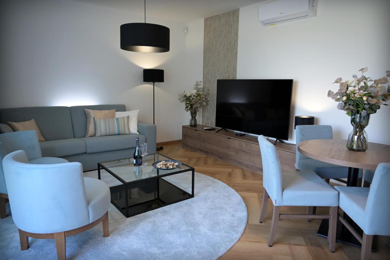 Apartman Golfballs Sajdikove Humence Exterior foto