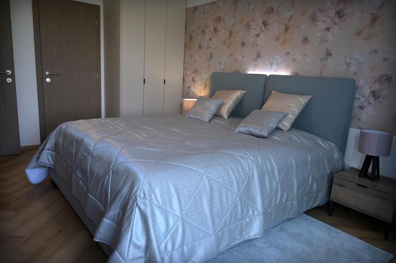 Apartman Golfballs Sajdikove Humence Exterior foto