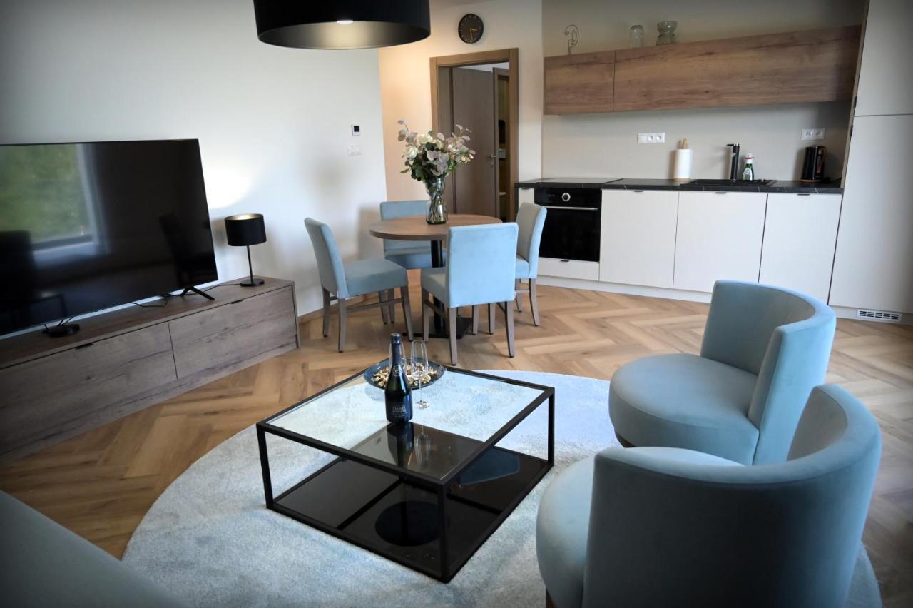 Apartman Golfballs Sajdikove Humence Exterior foto